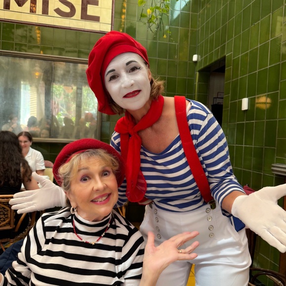 Hi, it's me, Tickie. - Picture 10 of 11